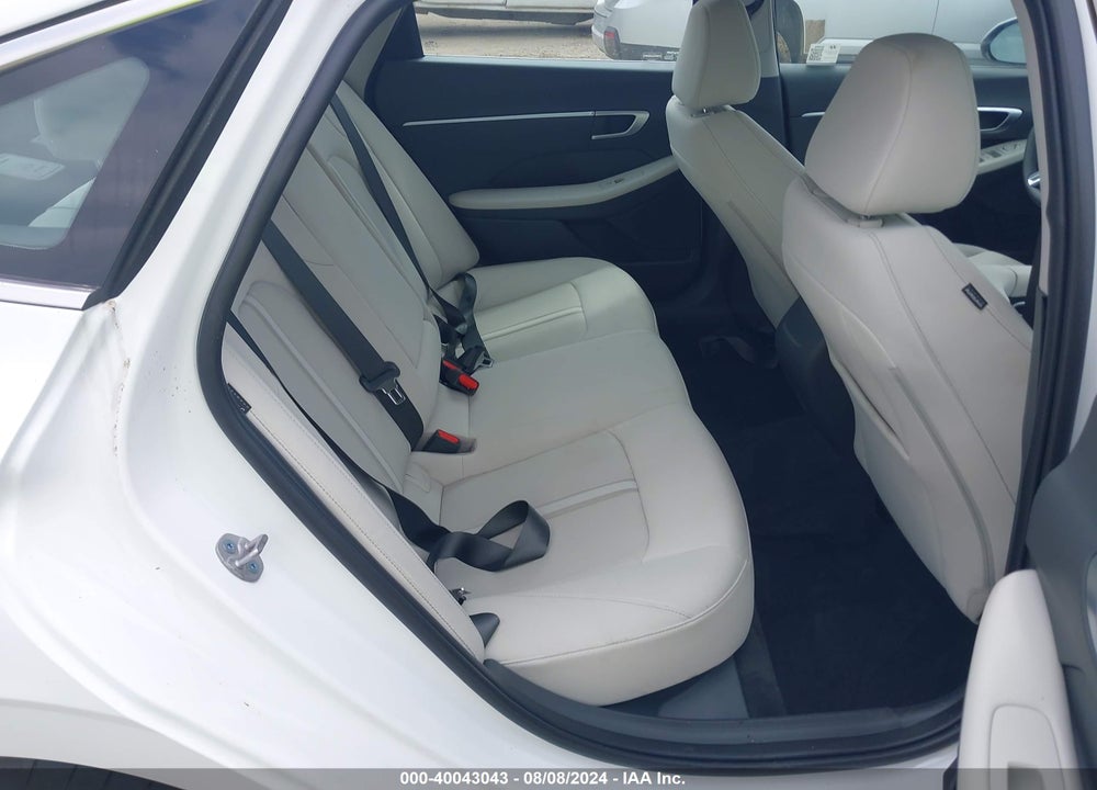 2024 HYUNDAI SONATA VIN: KMHL64JA4RA376617