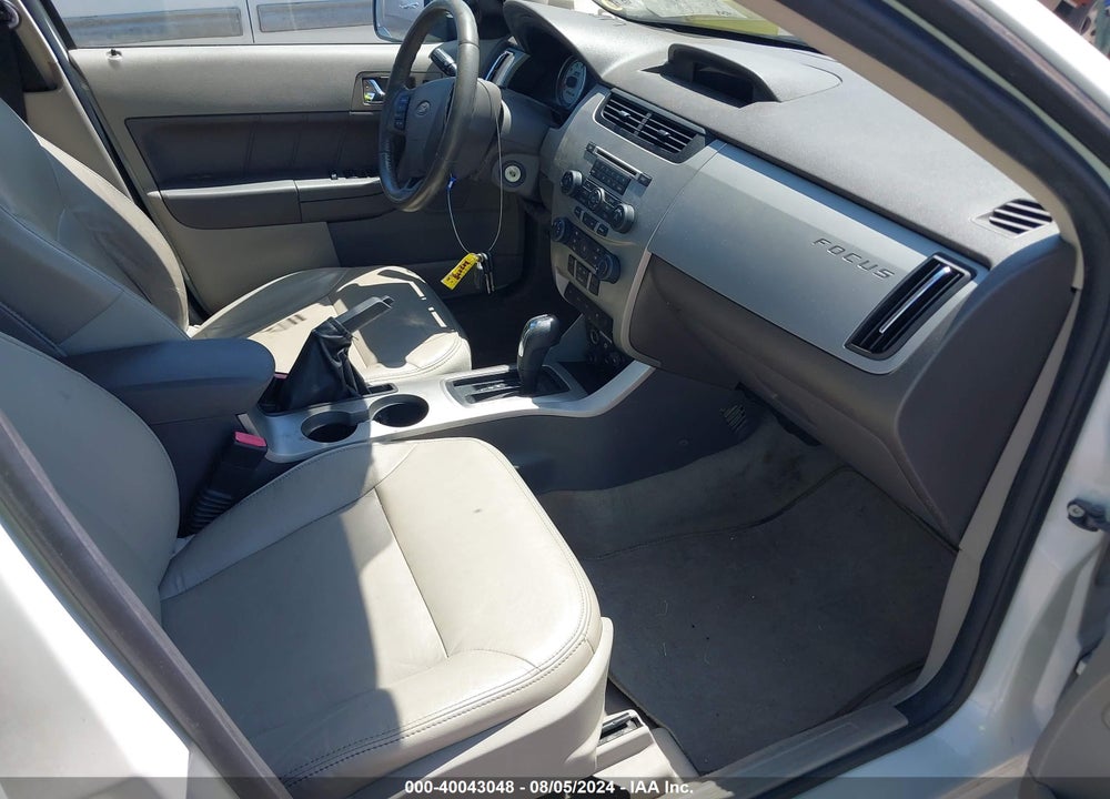 2010 FORD FOCUS SEL VIN: 1FAHP3HN7AW195275