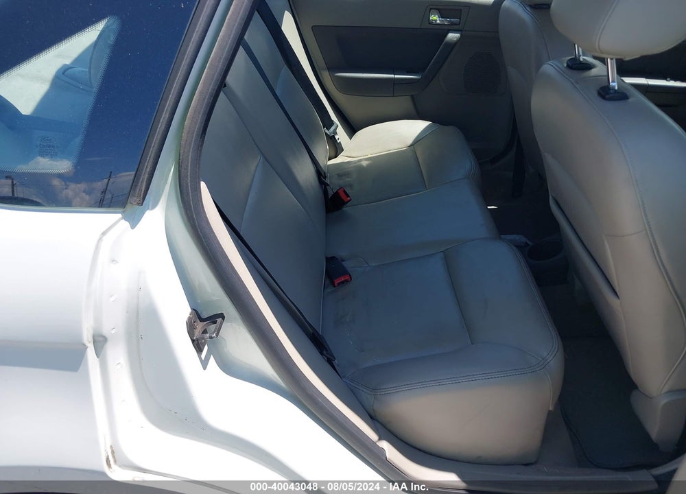 2010 FORD FOCUS SEL VIN: 1FAHP3HN7AW195275