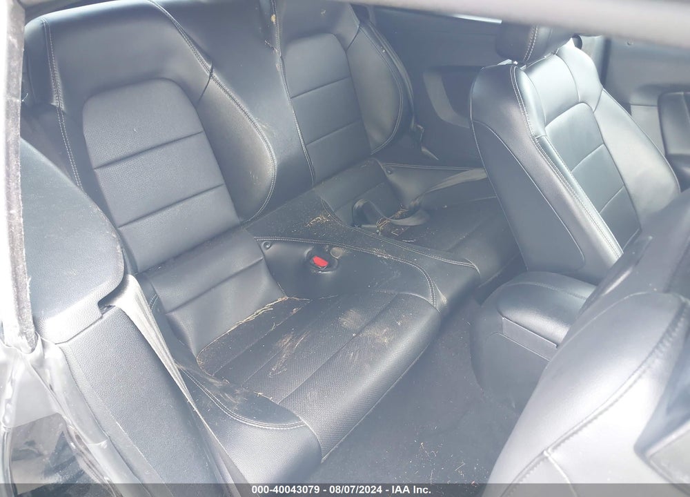 2021 FORD MUSTANG VIN: 1FATP8UH0M5106101