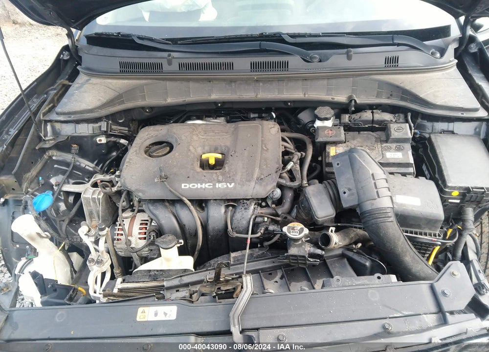 2018 HYUNDAI KONA SE VIN: KM8K1CAA4JU076678