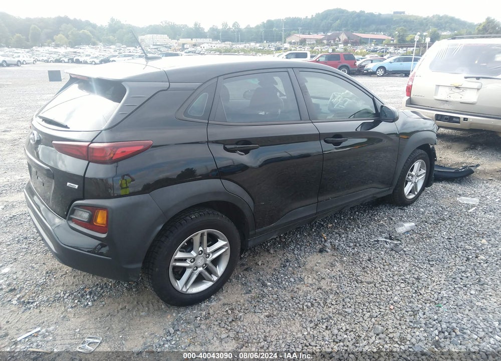 2018 HYUNDAI KONA SE VIN: KM8K1CAA4JU076678