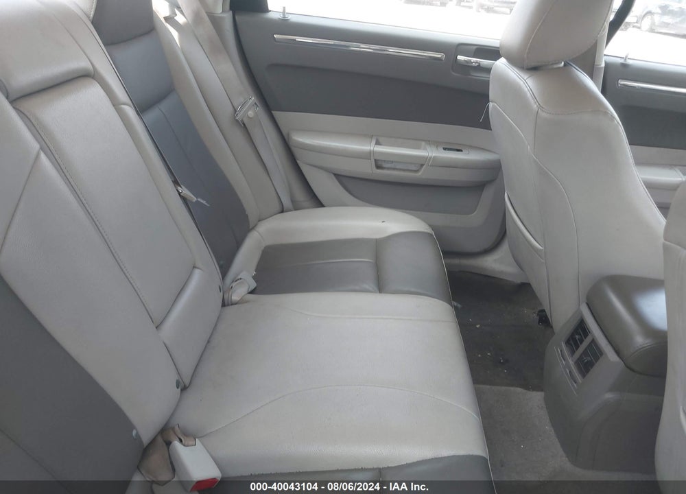 2008 CHRYSLER 300 TOURING VIN: 2C3LA53G08H245635