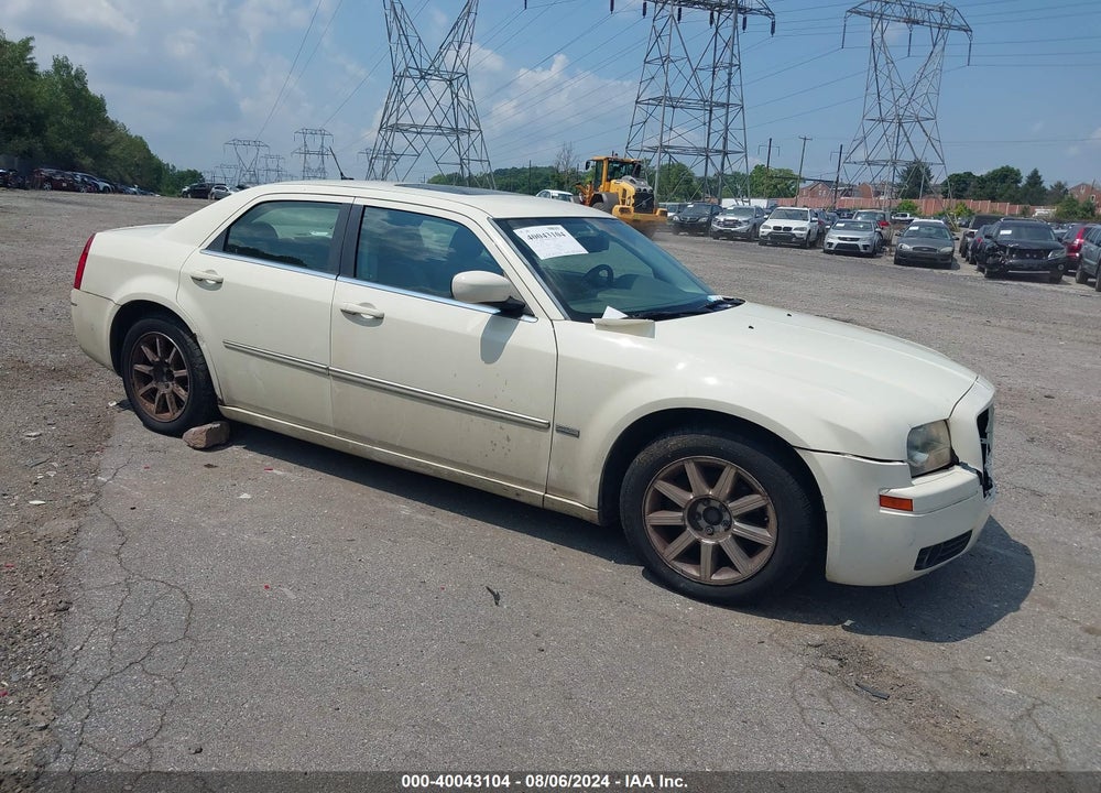 2008 CHRYSLER 300 TOURING VIN: 2C3LA53G08H245635