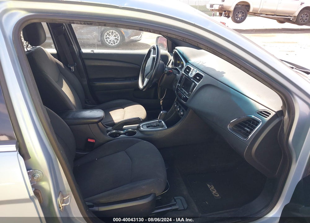 2012 CHRYSLER 200 LIMITED VIN: 1C3CCBCBXCN263136