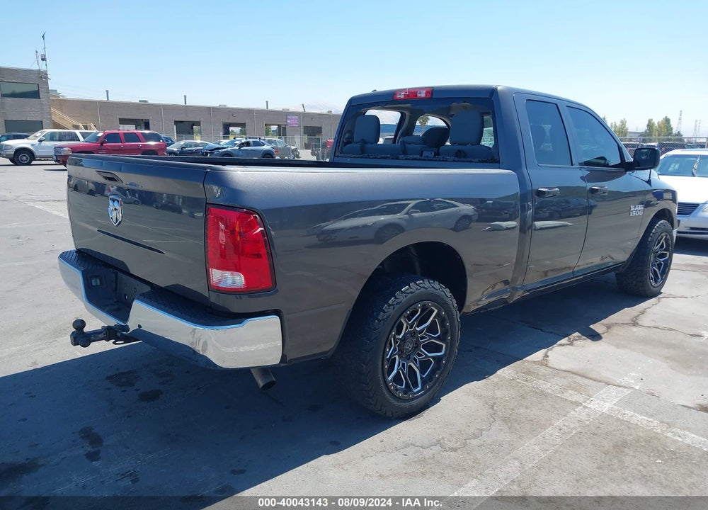 2018 RAM 1500 TRADESMAN QUAD CAB 4X2 6'4 BOX VIN: 1C6RR6FG0JS224497