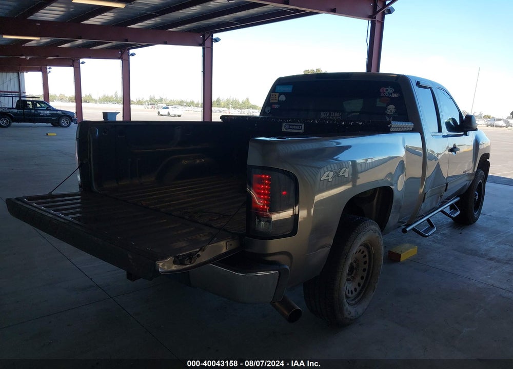 2008 CHEVROLET SILVERADO 1500 LT1 VIN: 1GCEK19CX8E195980