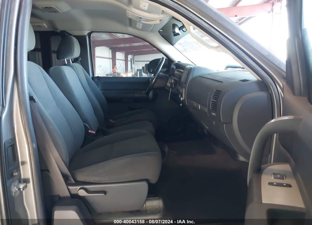 2008 CHEVROLET SILVERADO 1500 LT1 VIN: 1GCEK19CX8E195980