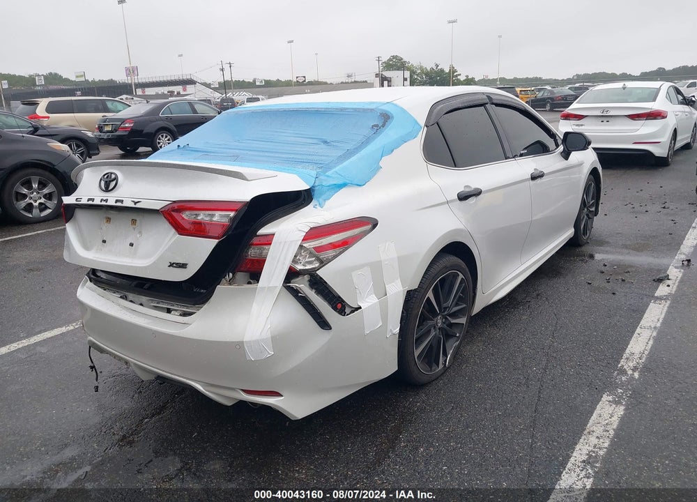 2018 TOYOTA CAMRY XSE VIN: 4T1B61HK8JU104292