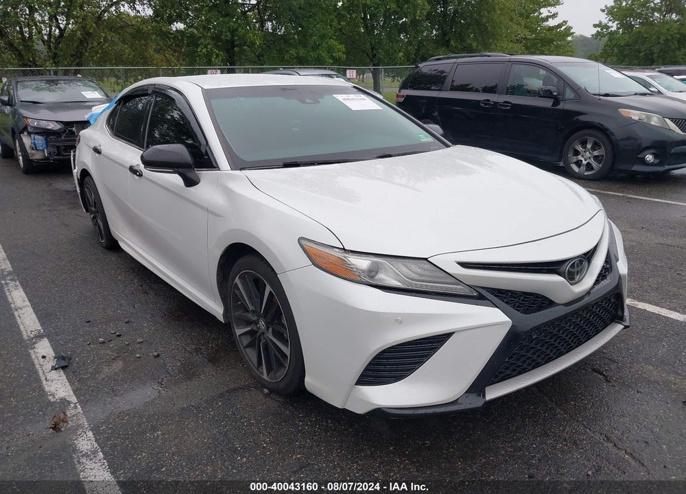 2018 TOYOTA CAMRY XSE VIN: 4T1B61HK8JU104292