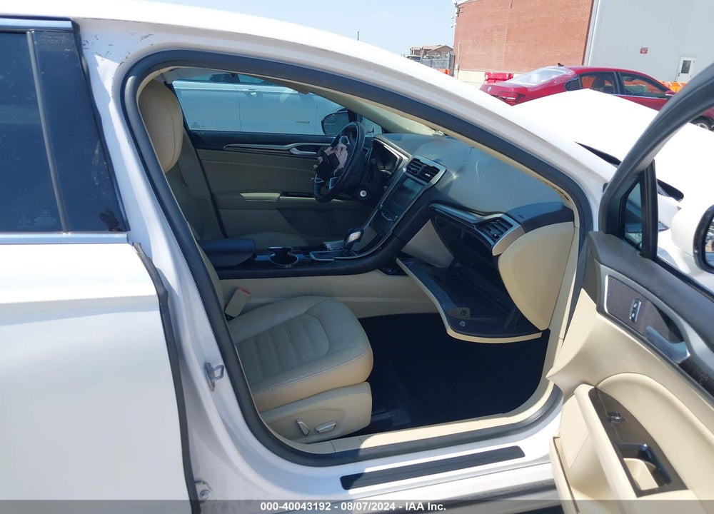 2014 FORD FUSION SE VIN: 3FA6P0HD0ER283512