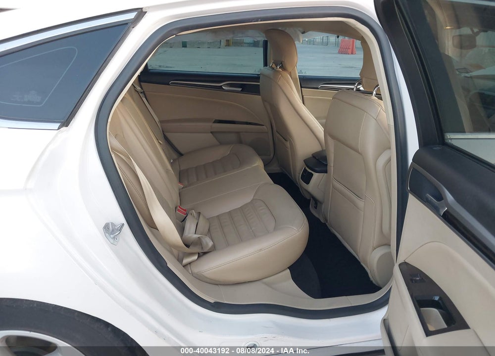2014 FORD FUSION SE VIN: 3FA6P0HD0ER283512