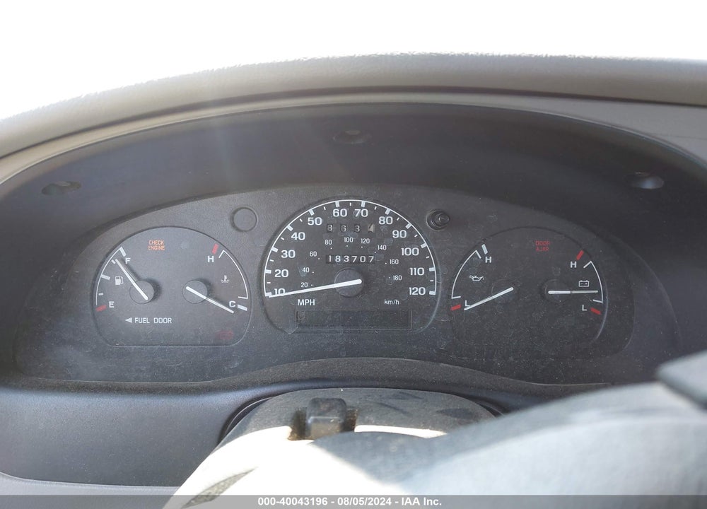 2000 FORD RANGER XL/XLT VIN: 1FTYR10C6YPB77096