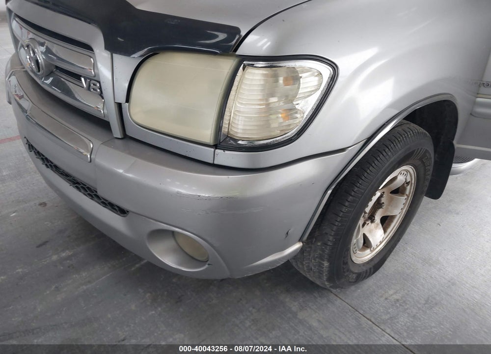 2004 TOYOTA TUNDRA SR5 V8 VIN: 5TBET341X4S444693