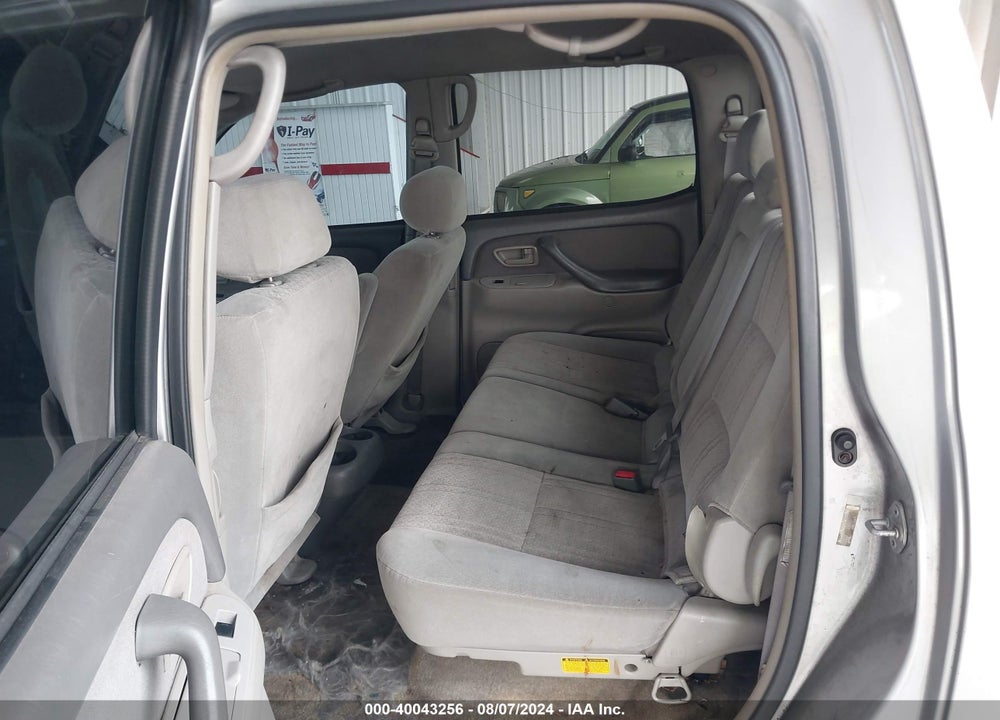 2004 TOYOTA TUNDRA SR5 V8 VIN: 5TBET341X4S444693