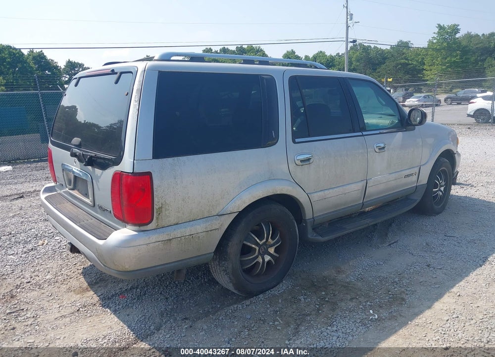 2000 LINCOLN NAVIGATOR VIN: 5LMPU28A8YLJ00197