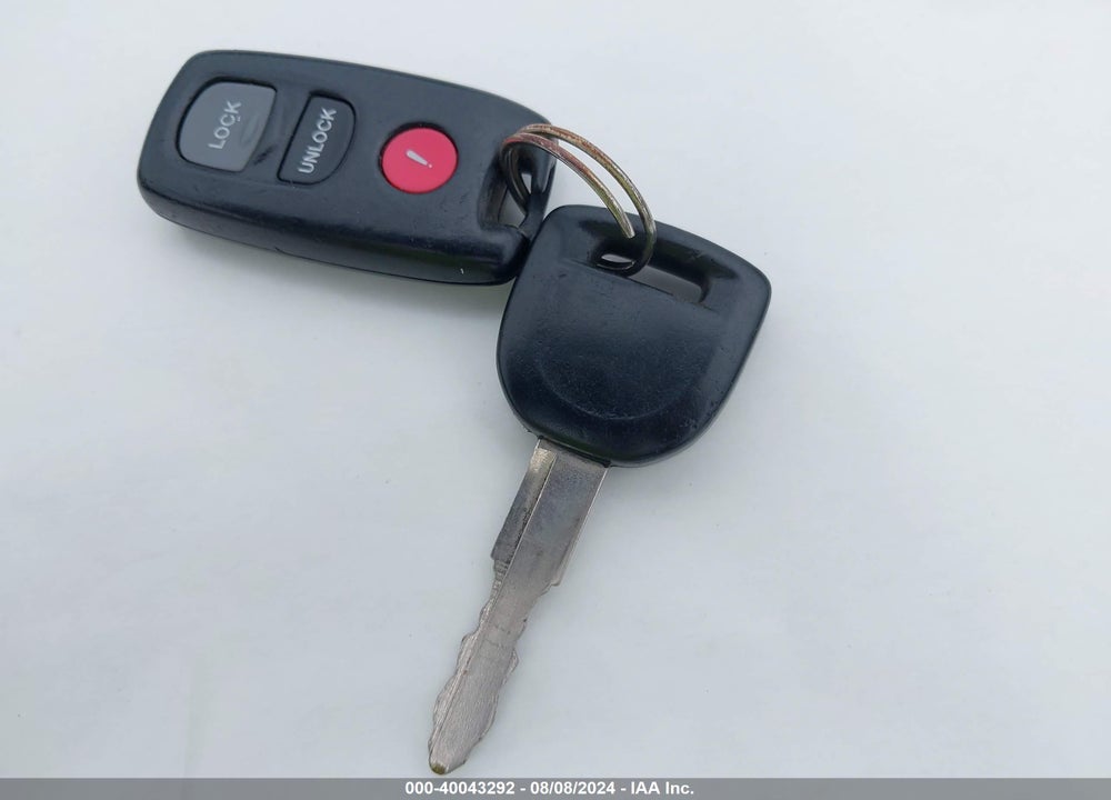 2007 MAZDA 3 I VIN: JM1BK32G171755273