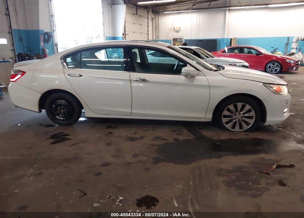 2013 HONDA ACCORD EX-L V-6 VIN: 1HGCR3F87DA035198