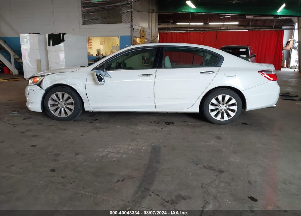 2013 HONDA ACCORD EX-L V-6 VIN: 1HGCR3F87DA035198