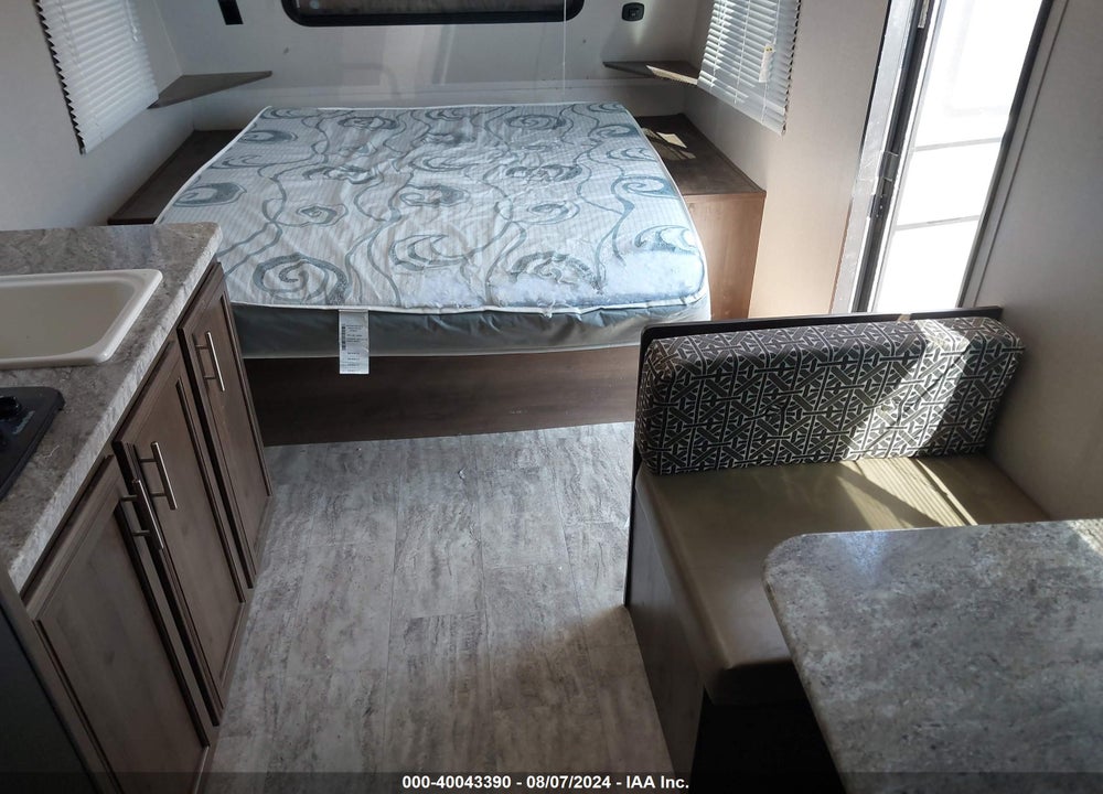 2018 OTHER KZ VIN: 4EZTA1819J4115525