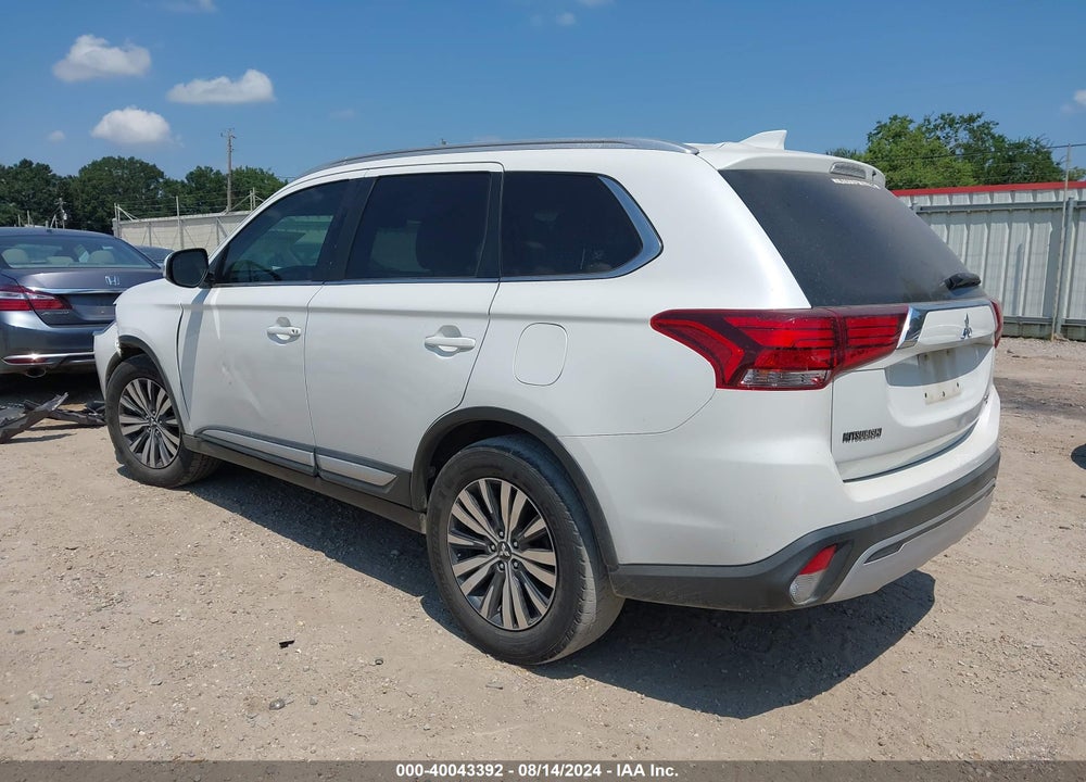 2019 MITSUBISHI OUTLANDER SEL VIN: JA4AD3A31KZ038042