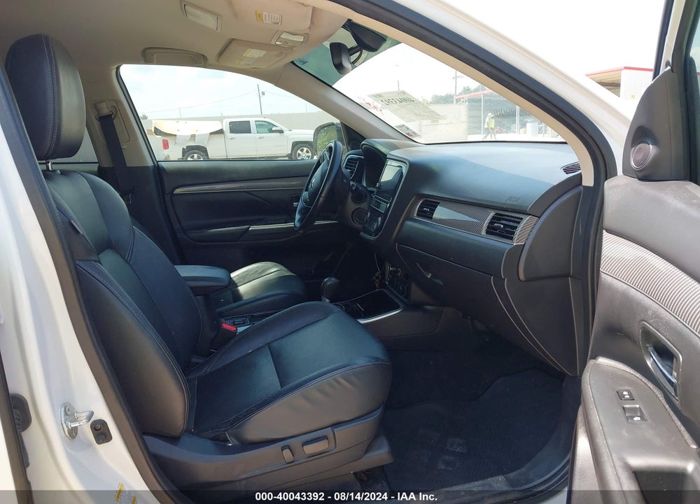 2019 MITSUBISHI OUTLANDER SEL VIN: JA4AD3A31KZ038042
