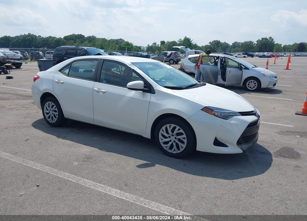 2017 TOYOTA COROLLA LE VIN: 5YFBURHE5HP634701