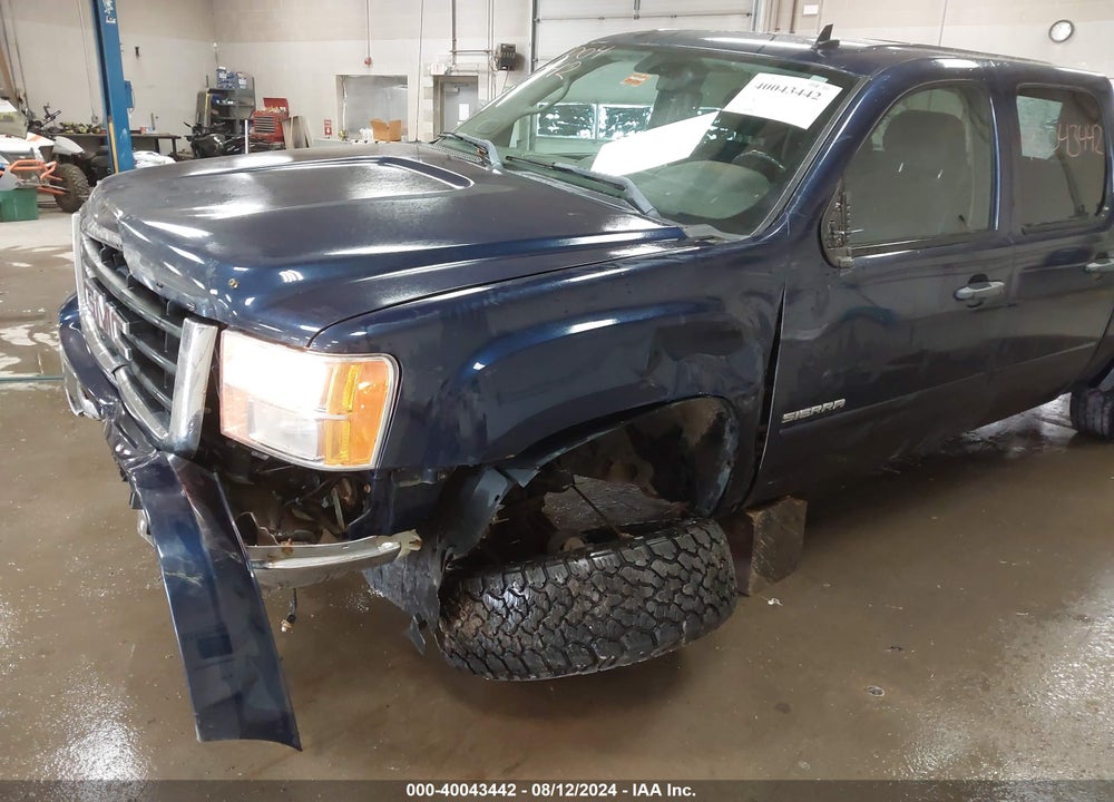 2011 GMC SIERRA 1500 SLE VIN: 3GTP2VE38BG287630