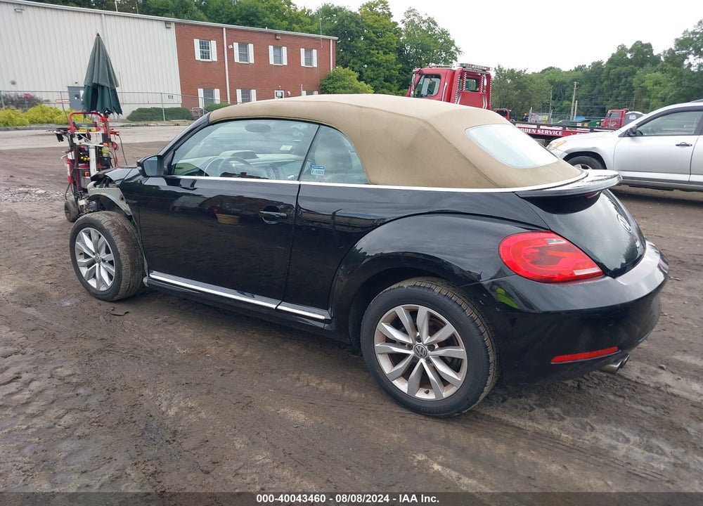 2014 VOLKSWAGEN BEETLE 2.0L TDI VIN: 3VW5L7AT3EM802560