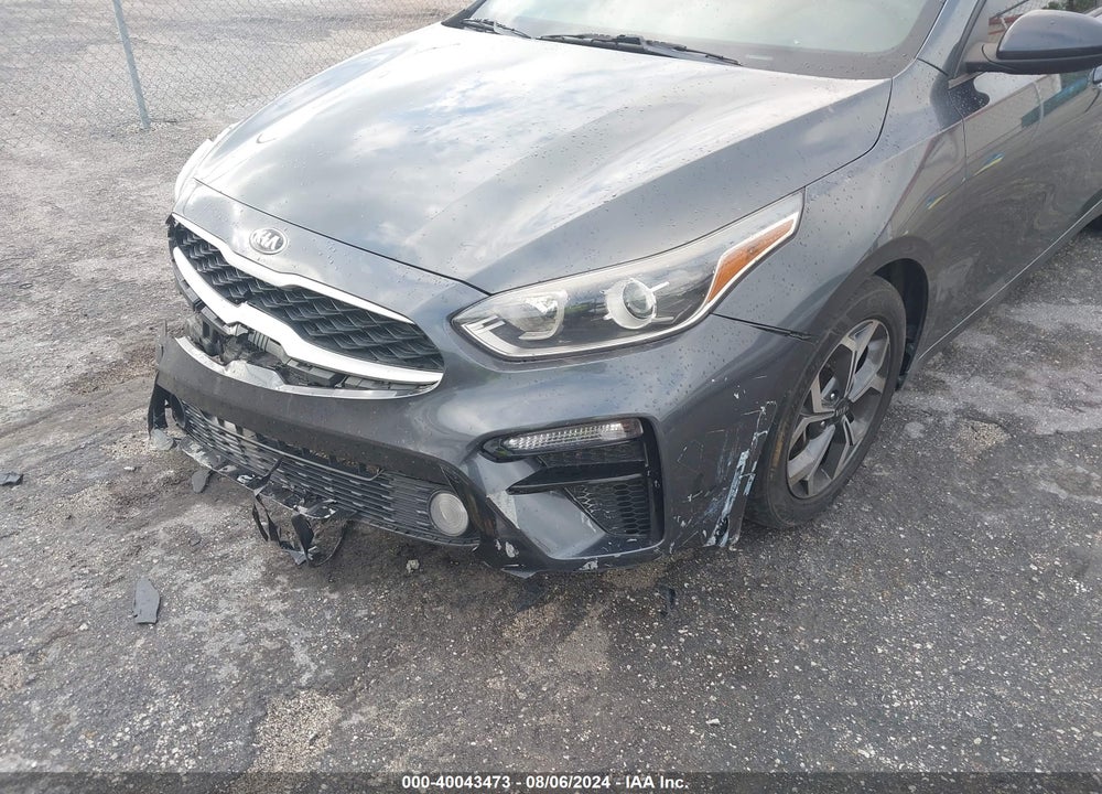 2019 KIA FORTE LXS VIN: 3KPF24ADXKE092368