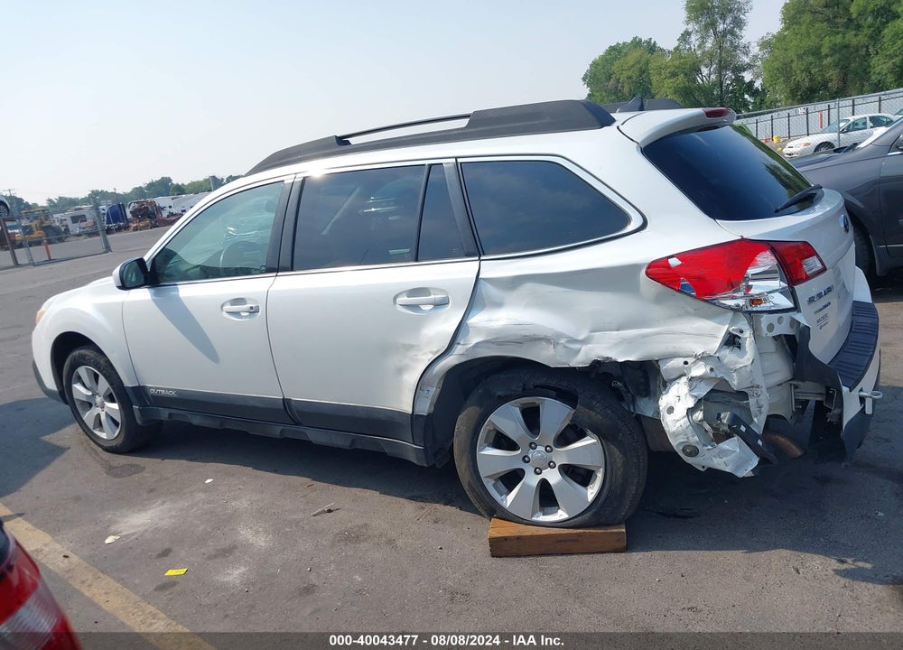 2014 SUBARU OUTBACK 2.5I PREMIUM VIN: 4S4BRBCC3E3302755