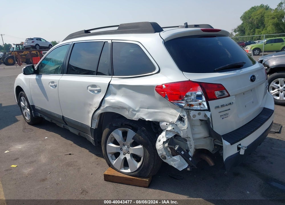 2014 SUBARU OUTBACK 2.5I PREMIUM VIN: 4S4BRBCC3E3302755