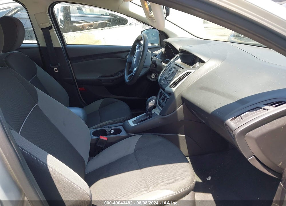 2014 FORD FOCUS SE VIN: 1FADP3F26EL431297