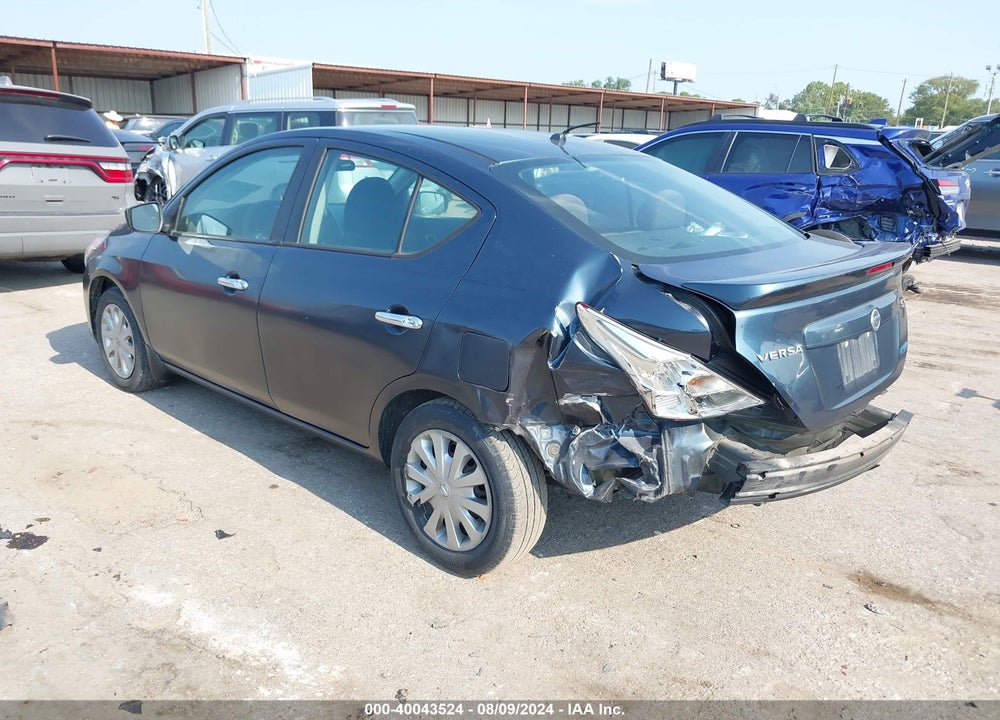 2015 NISSAN VERSA 1.6 SV VIN: 3N1CN7AP0FL851118