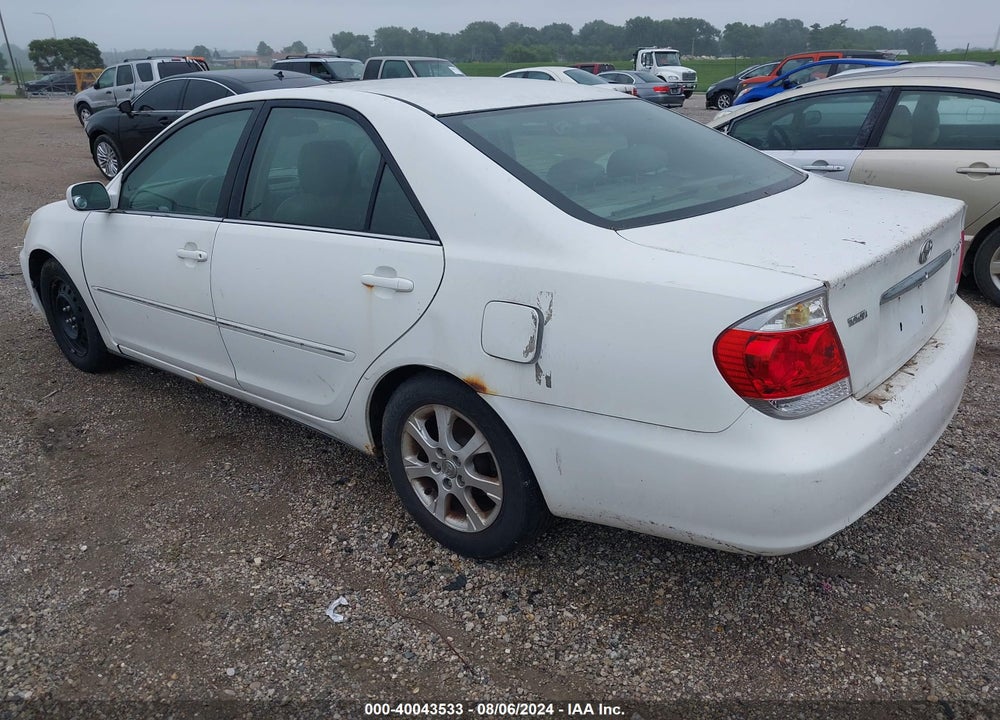 2005 TOYOTA CAMRY XLE V6 VIN: 4T1BF30K35U605300