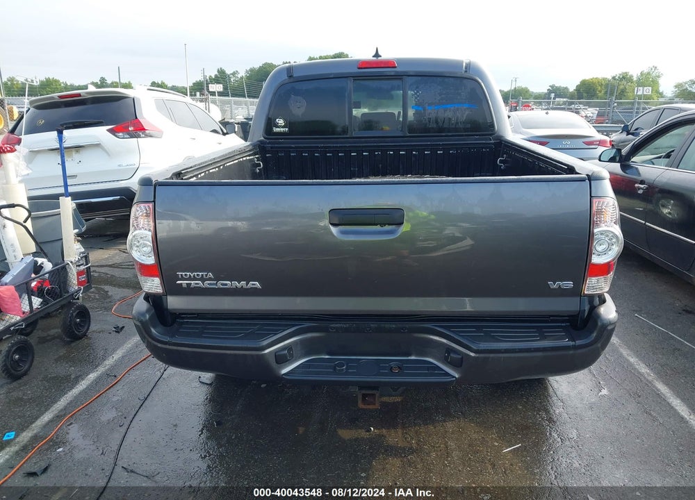 2015 TOYOTA TACOMA BASE V6 VIN: 5TFLU4EN7FX147185