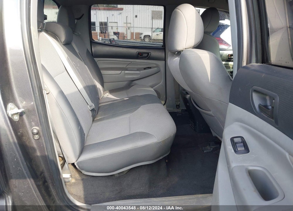 2015 TOYOTA TACOMA BASE V6 VIN: 5TFLU4EN7FX147185