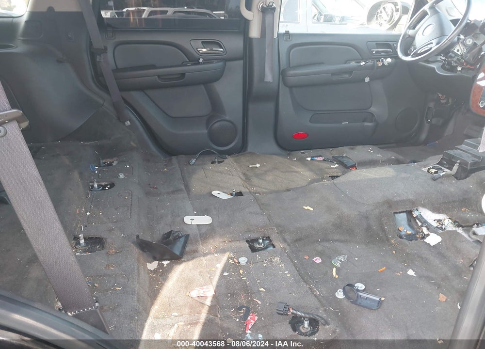 2009 CHEVROLET TAHOE LT2 VIN: 1GNFK230X9R130458