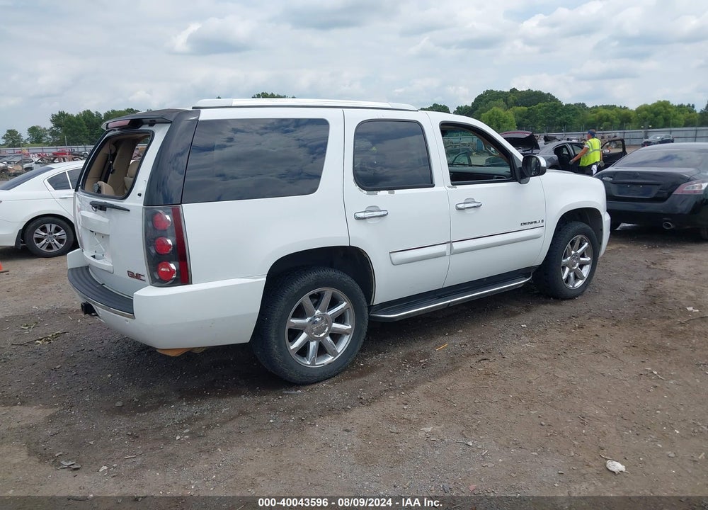 2007 GMC YUKON DENALI VIN: 1GKFK63877J154920