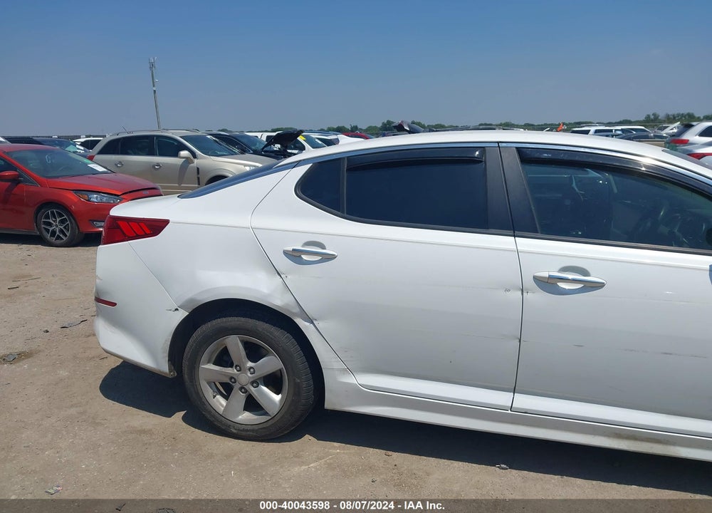 2015 KIA OPTIMA LX VIN: KNAGM4A75F5556352