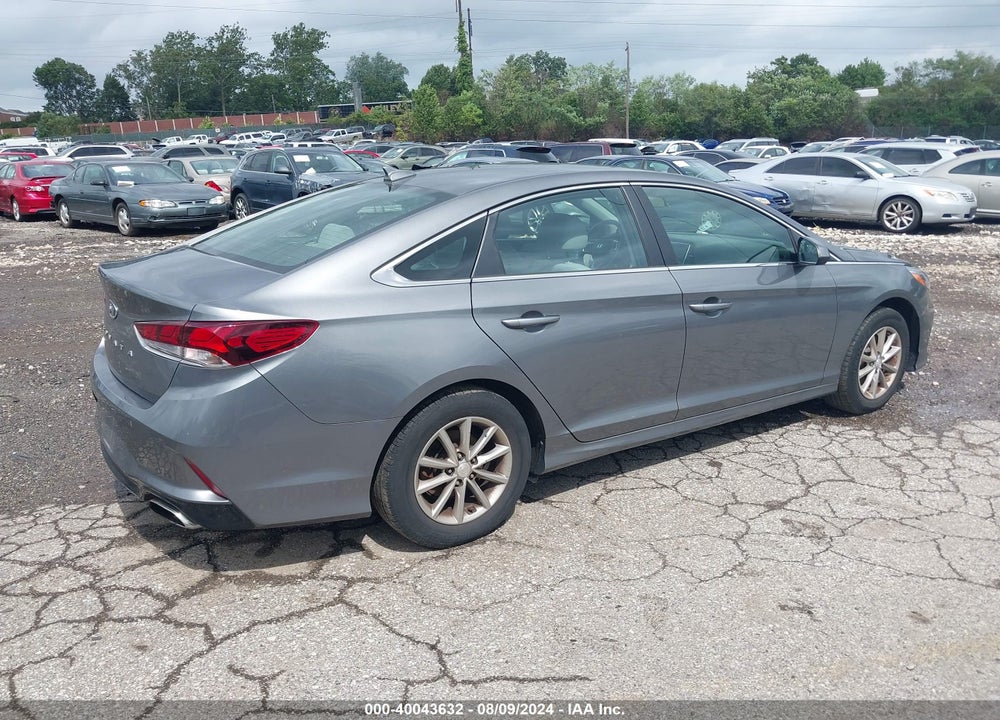 2018 HYUNDAI SONATA VIN: 5NPE24AF9JH702266