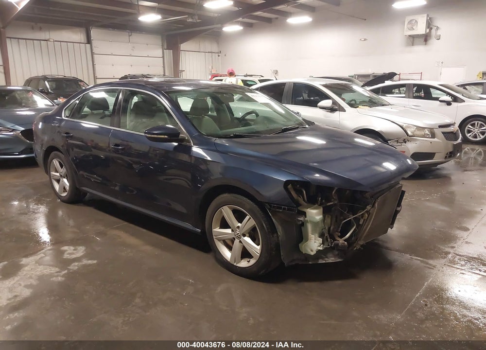 2012 VOLKSWAGEN PASSAT 2.0L TDI SE VIN: 1VWBN7A34CC051044