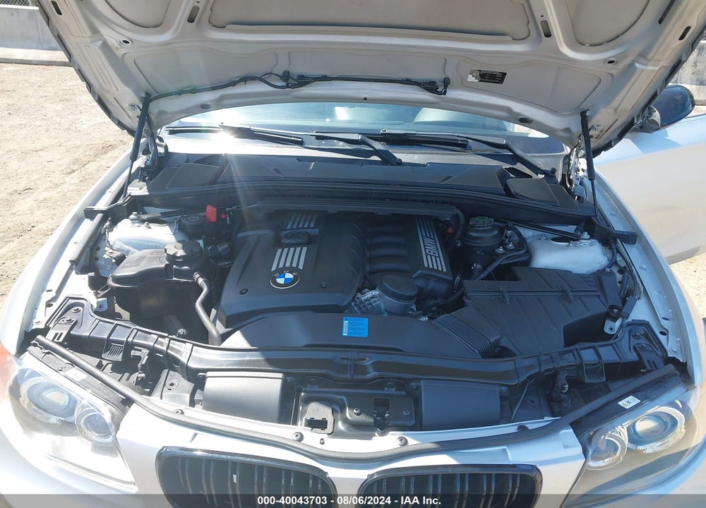2009 BMW 128I VIN: WBAUP73549VK75641