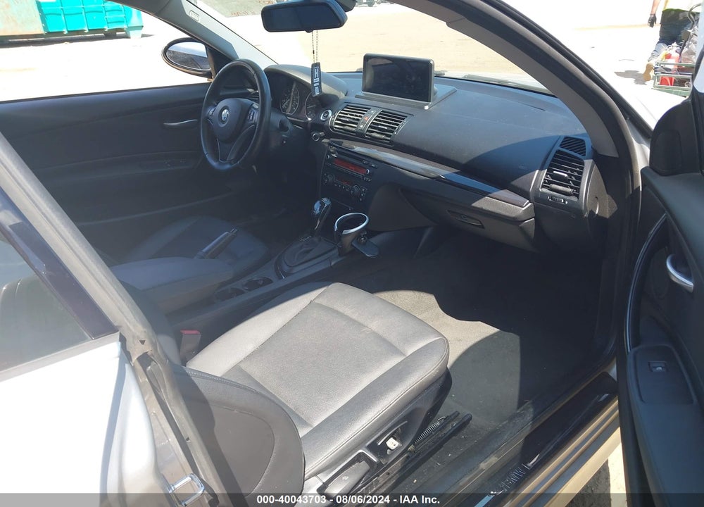 2009 BMW 128I VIN: WBAUP73549VK75641