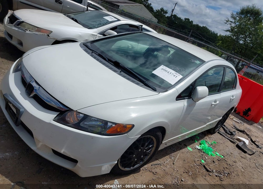 2010 HONDA CIVIC LX VIN: 19XFA1F55AE025226