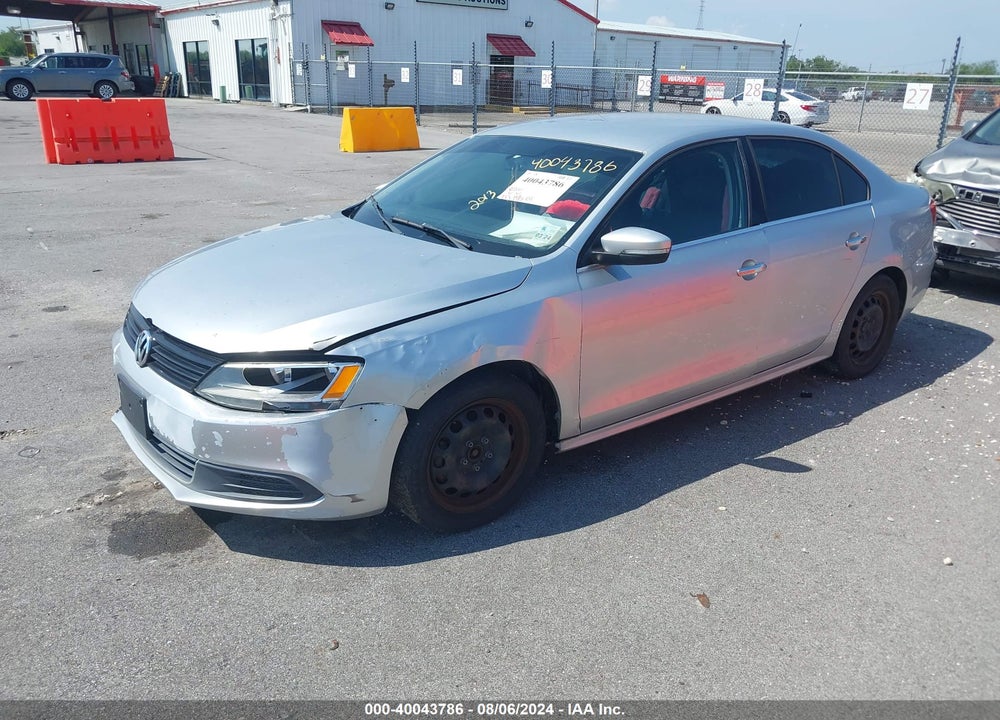 2013 VOLKSWAGEN JETTA 2.5L SE VIN: 3VWDP7AJ4DM380795