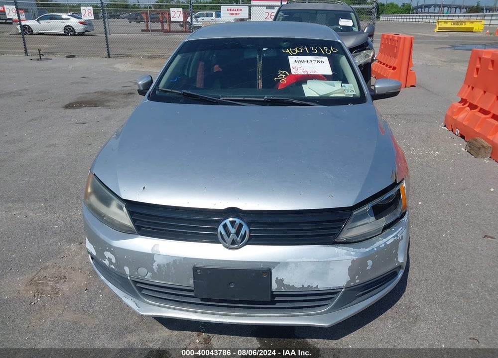 2013 VOLKSWAGEN JETTA 2.5L SE VIN: 3VWDP7AJ4DM380795