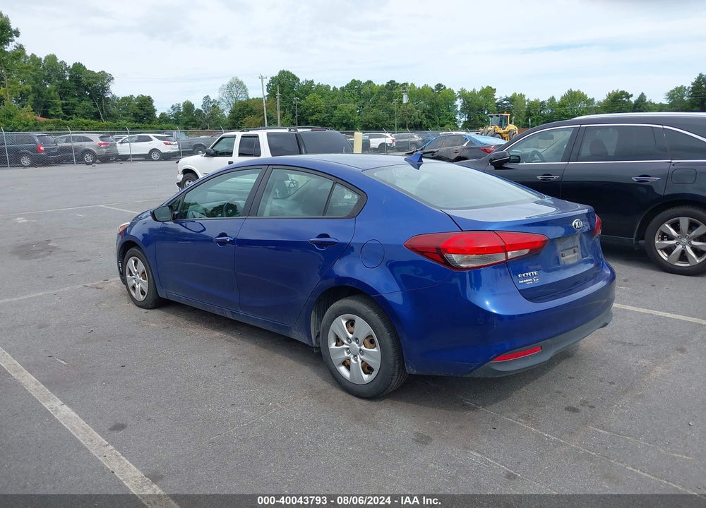 2018 KIA FORTE LX VIN: 3KPFK4A72JE206257