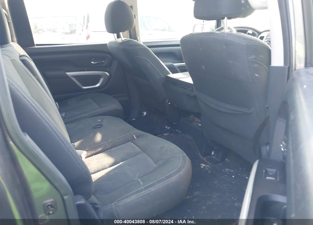 2017 NISSAN TITAN SV VIN: 1N6AA1EK2HN533335