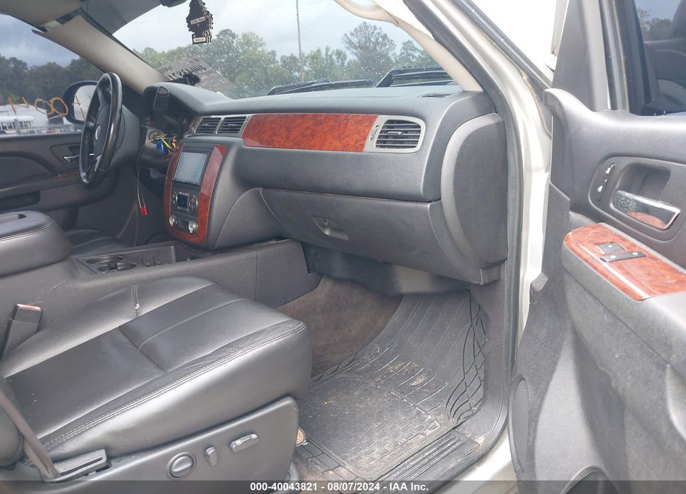 2010 CHEVROLET SILVERADO 1500 LTZ VIN: 3GCRCTE2XAG146803